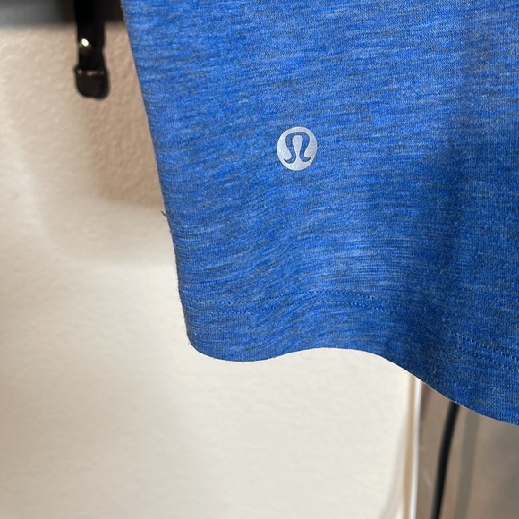 Lululemon active wear T-shirt with the back out. - Picture 3 of 3